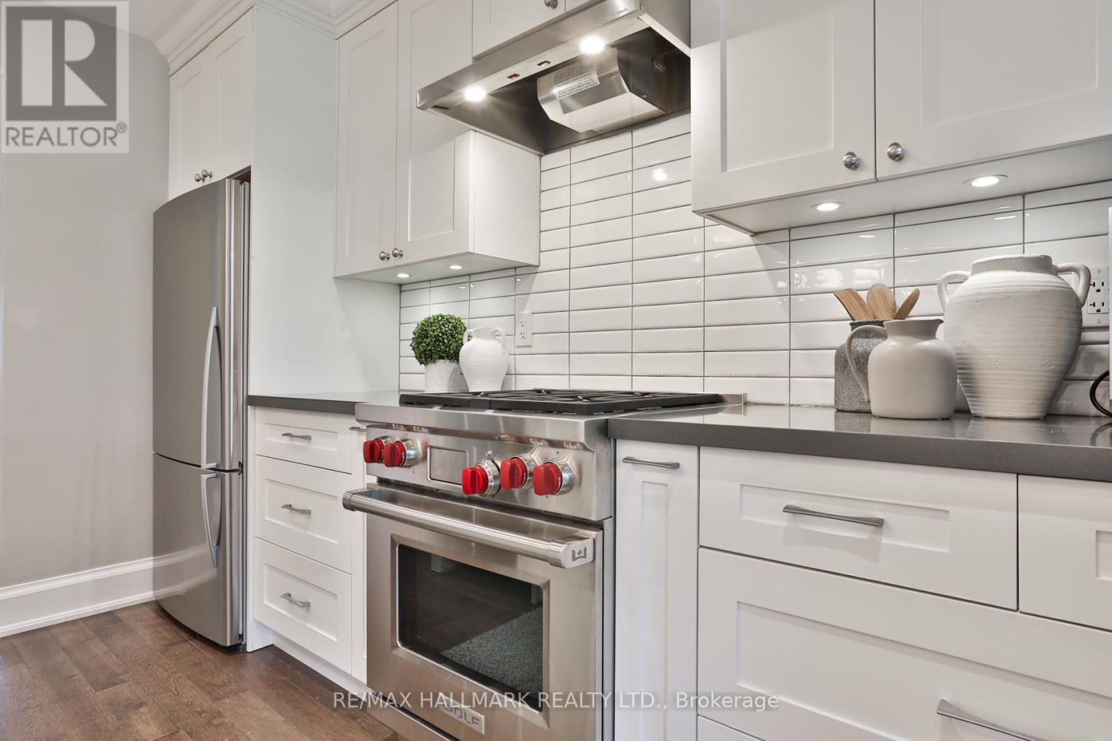 151 Chiltern Hill Road, Toronto, Ontario  M6C 3C3 - Photo 15 - C13089454