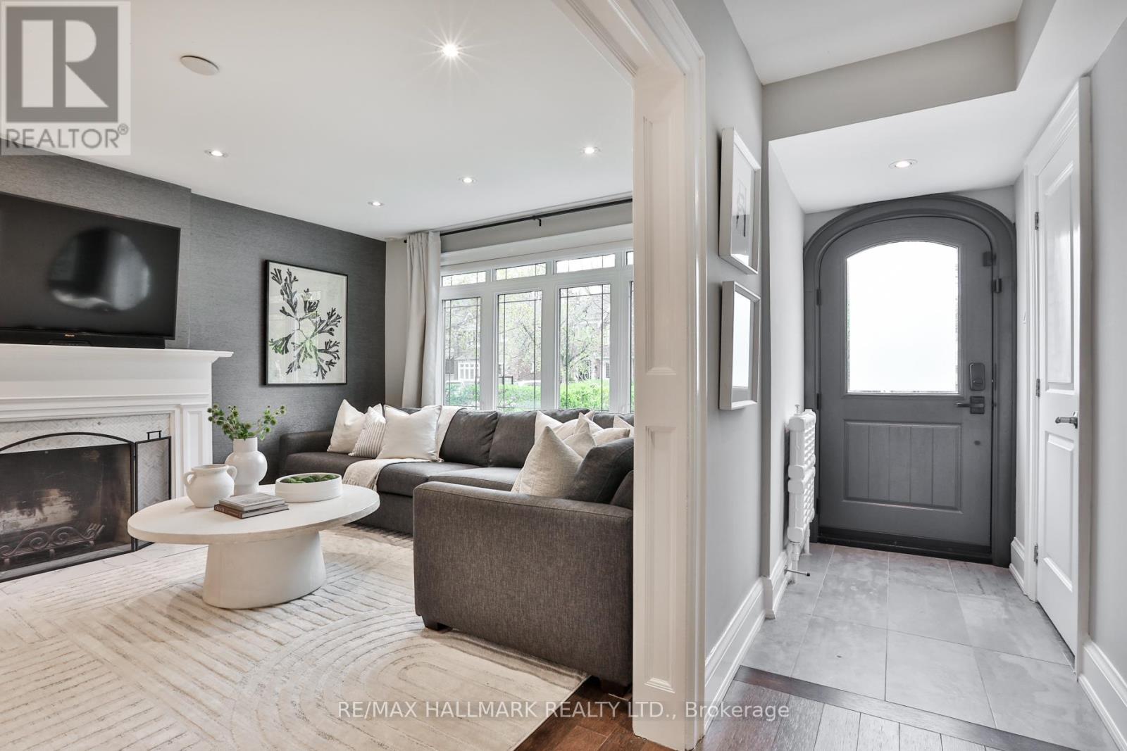 151 Chiltern Hill Road, Toronto, Ontario  M6C 3C3 - Photo 20 - C13089454