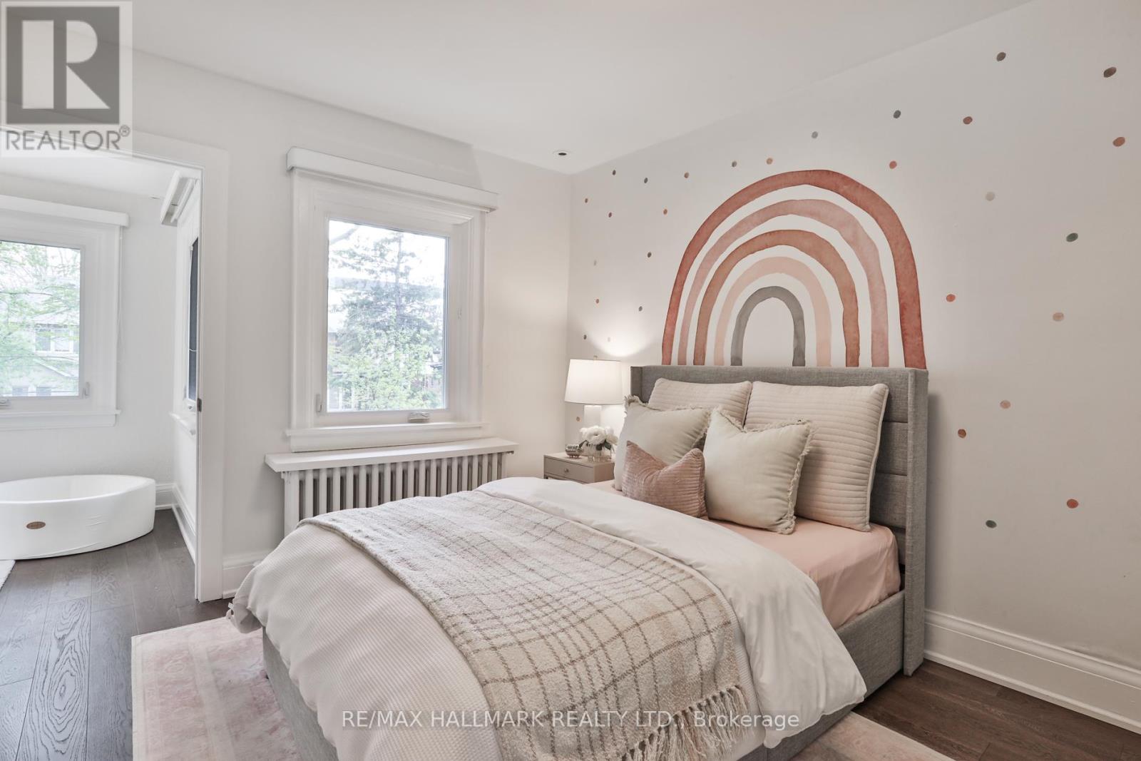 151 Chiltern Hill Road, Toronto, Ontario  M6C 3C3 - Photo 28 - C13089454