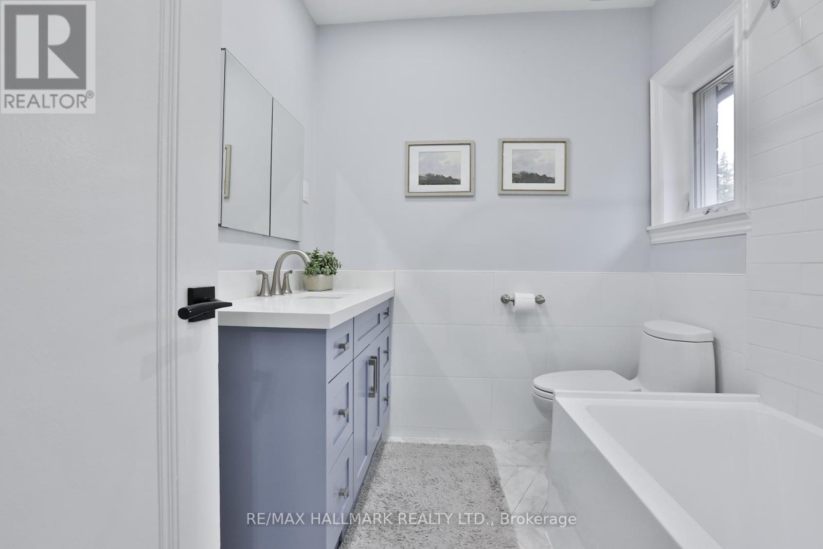 151 Chiltern Hill Road, Toronto, Ontario  M6C 3C3 - Photo 32 - C13089454