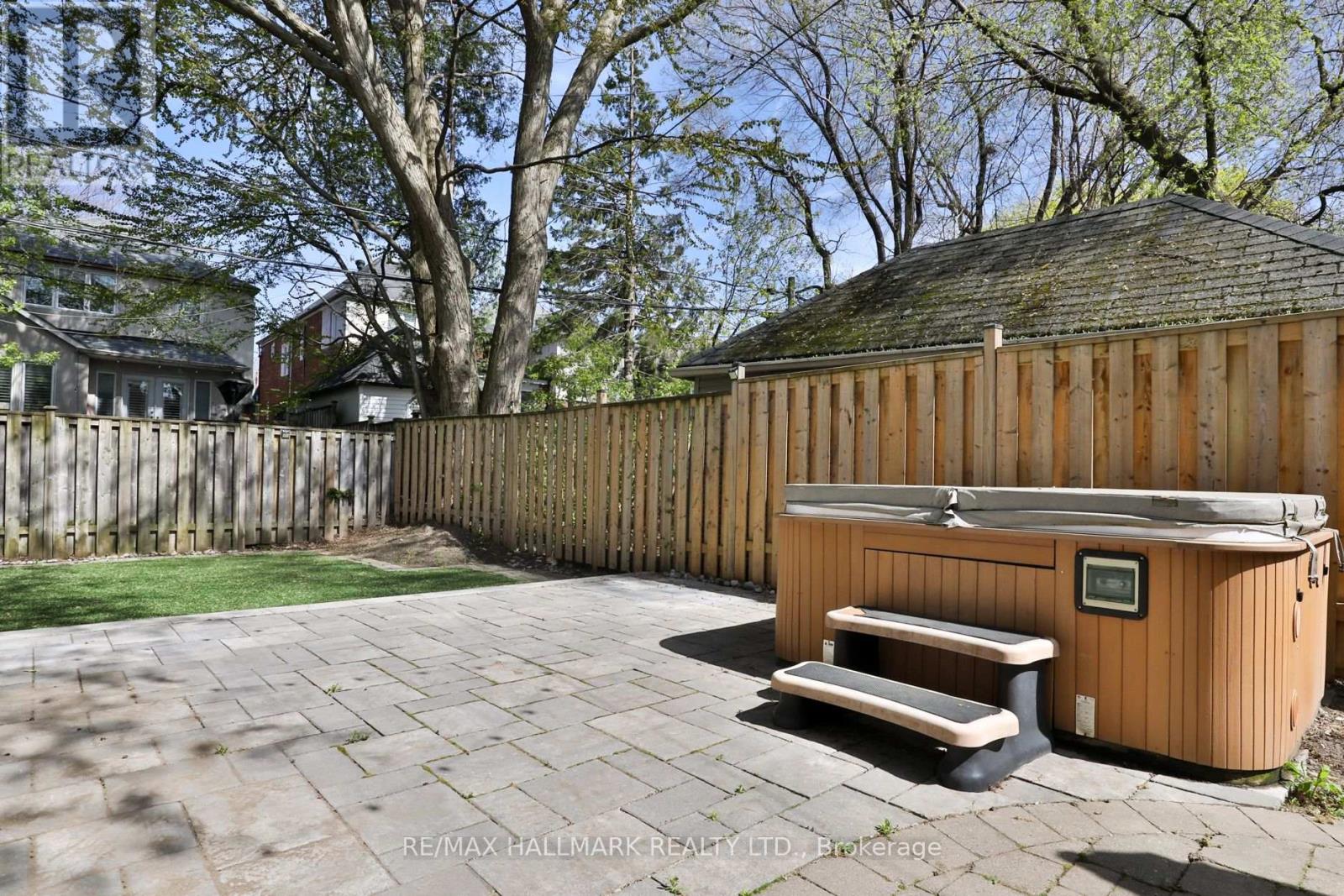 151 Chiltern Hill Road, Toronto, Ontario  M6C 3C3 - Photo 40 - C13089454