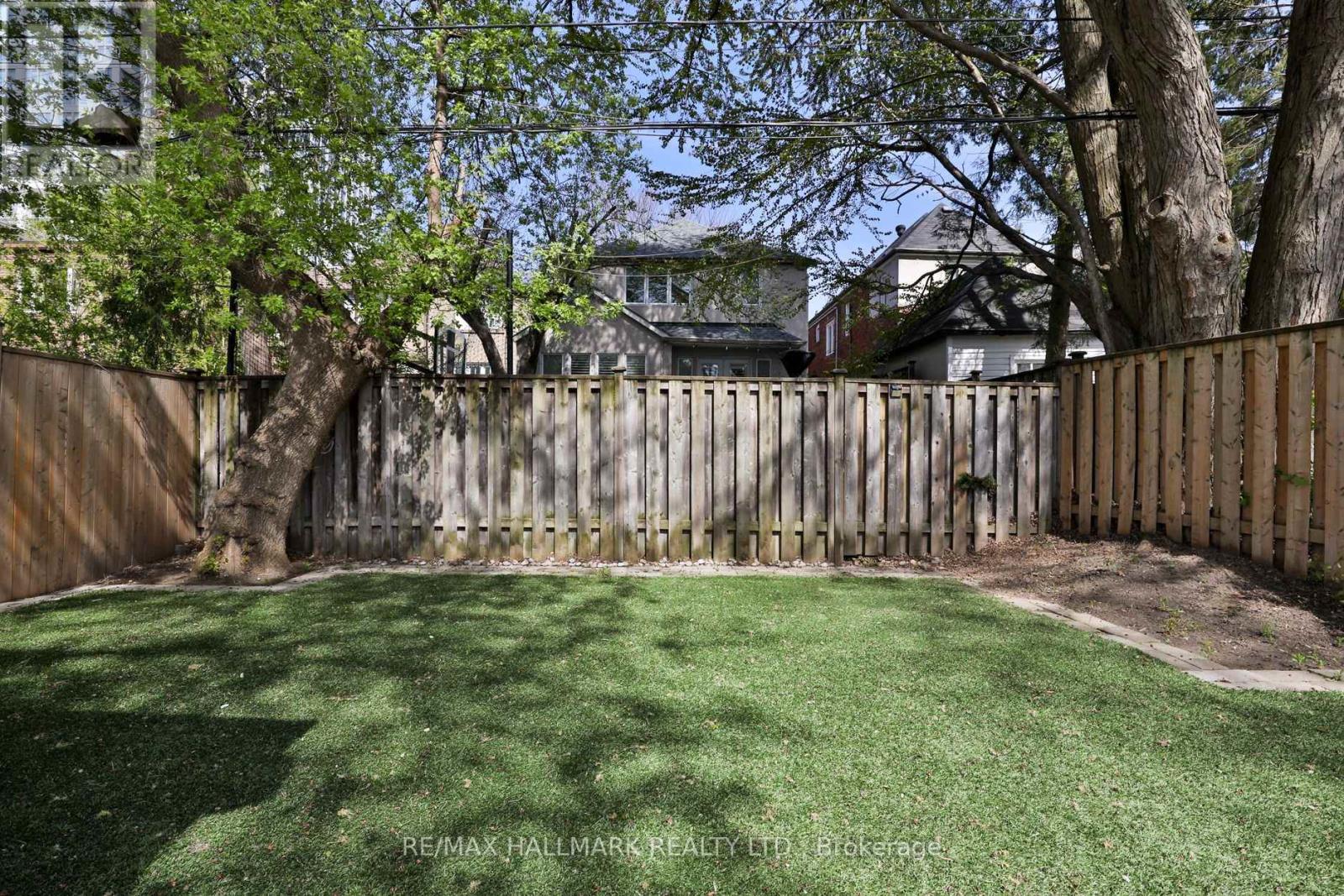 151 Chiltern Hill Road, Toronto, Ontario  M6C 3C3 - Photo 41 - C13089454