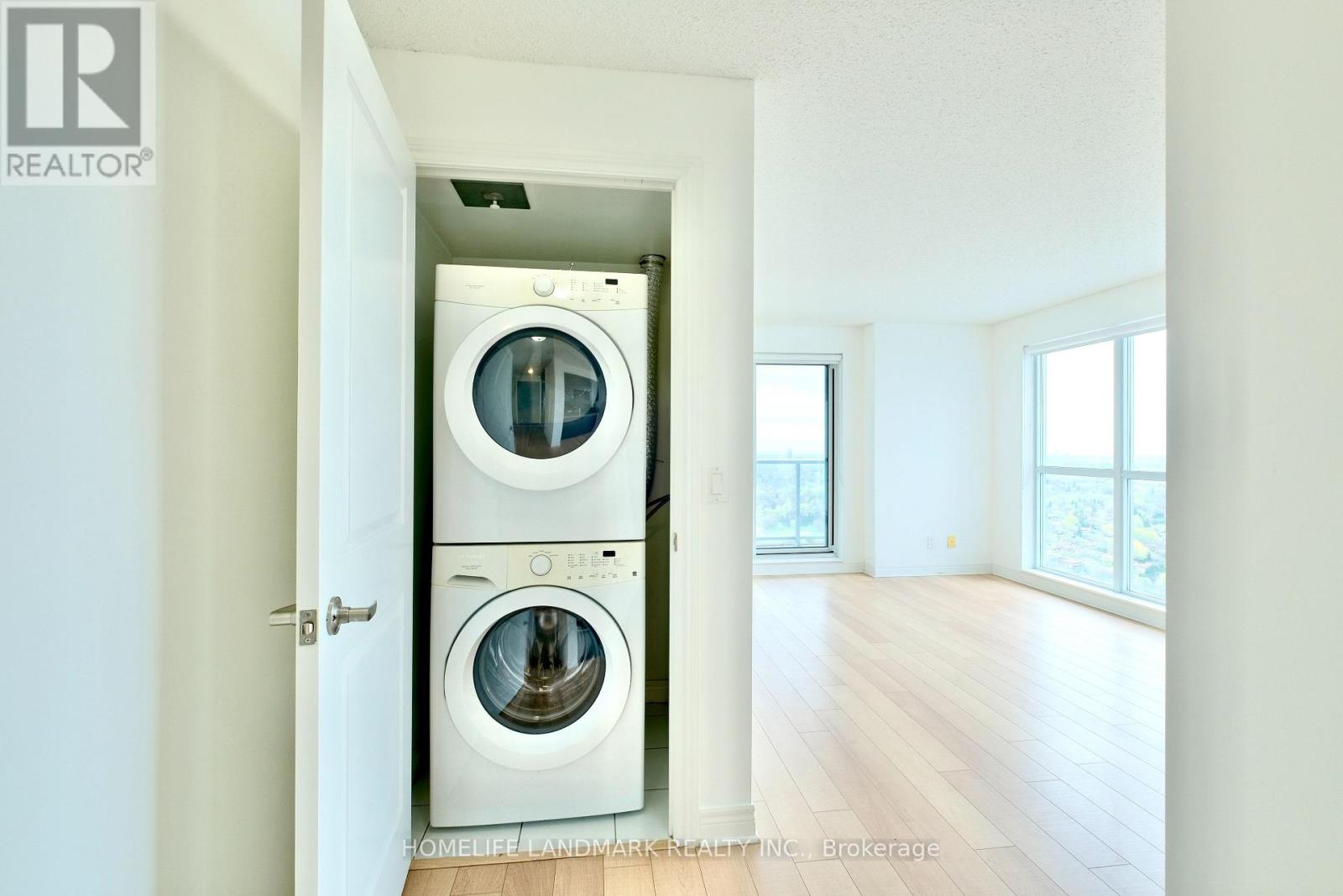 3502 - 50 Town Centre Court, Toronto, Ontario  M1P 0A9 - Photo 4 - E13089422