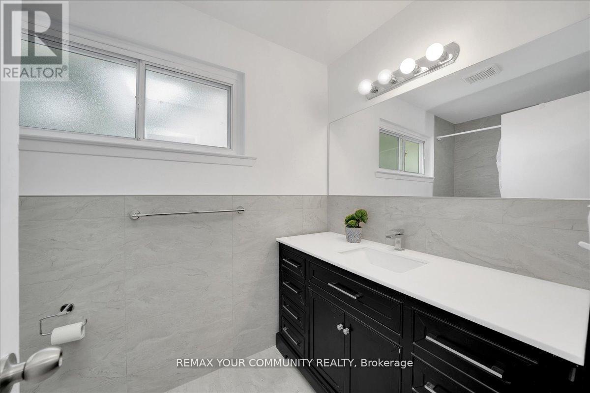 38 Goodless Court, Toronto, Ontario  M1B 1A1 - Photo 19 - E13089446