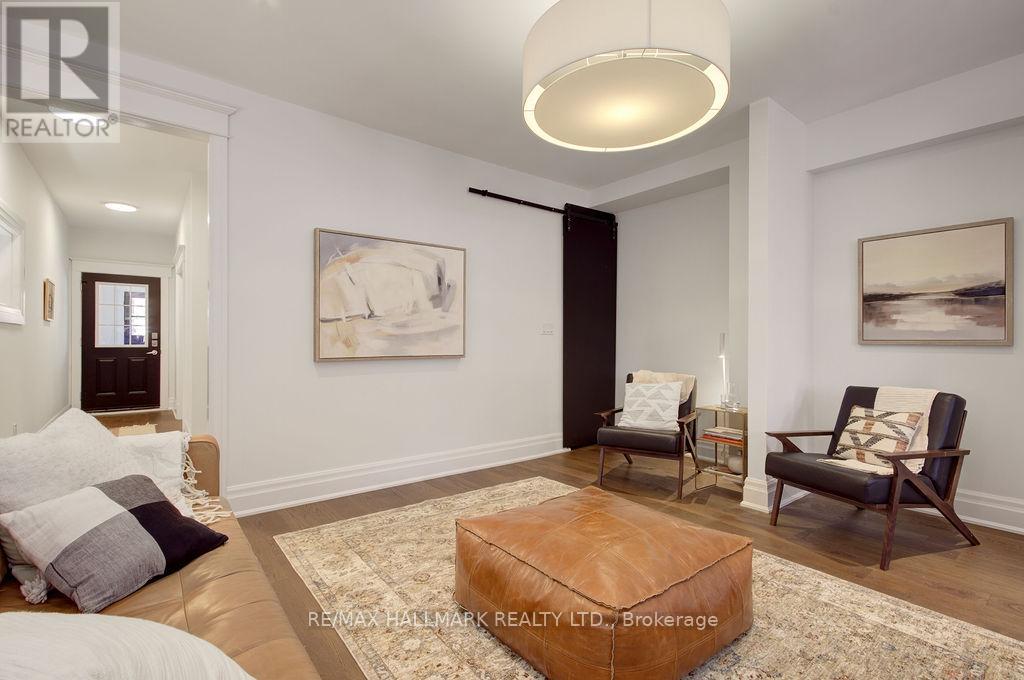 39 Dixon Avenue, Toronto, Ontario  M4L 1N4 - Photo 12 - E13089460