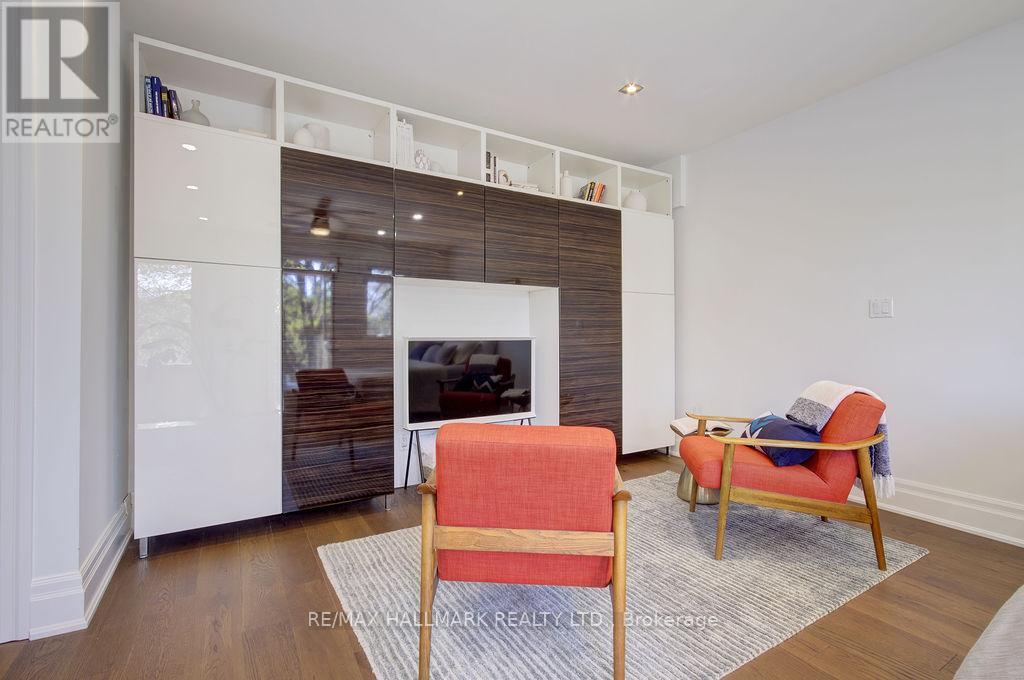 39 Dixon Avenue, Toronto, Ontario  M4L 1N4 - Photo 23 - E13089460