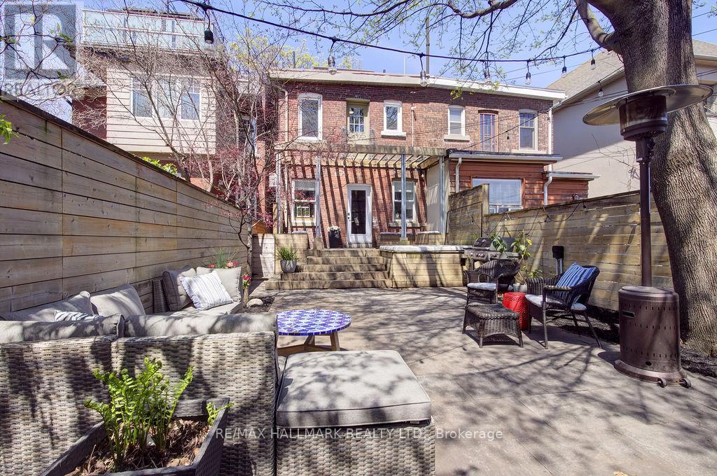 39 Dixon Avenue, Toronto, Ontario  M4L 1N4 - Photo 44 - E13089460