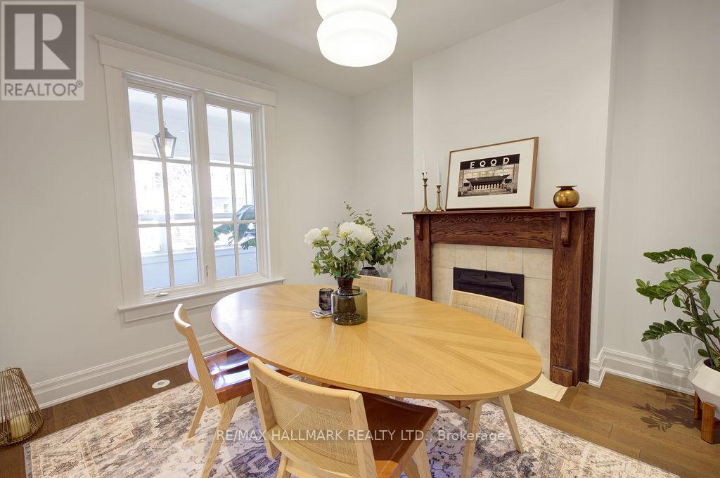 39 Dixon Avenue, Toronto, Ontario  M4L 1N4 - Photo 8 - E13089460