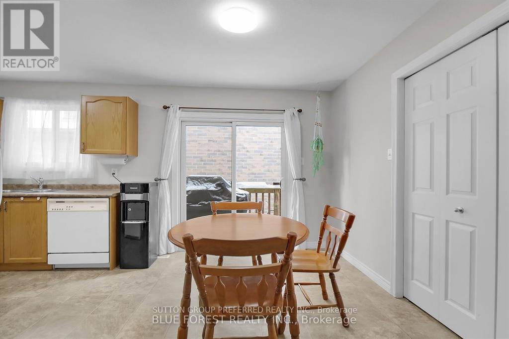 284 Exmouth Circle, London East, Ontario  N5V 5G6 - Photo 11 - X13083284