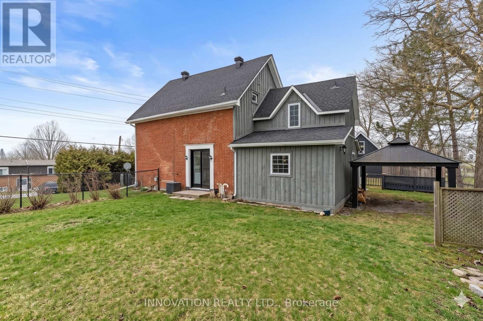 348 Donald B. Munro Drive, Ottawa, Ontario  K0A 1L0 - Photo 35 - X12917792