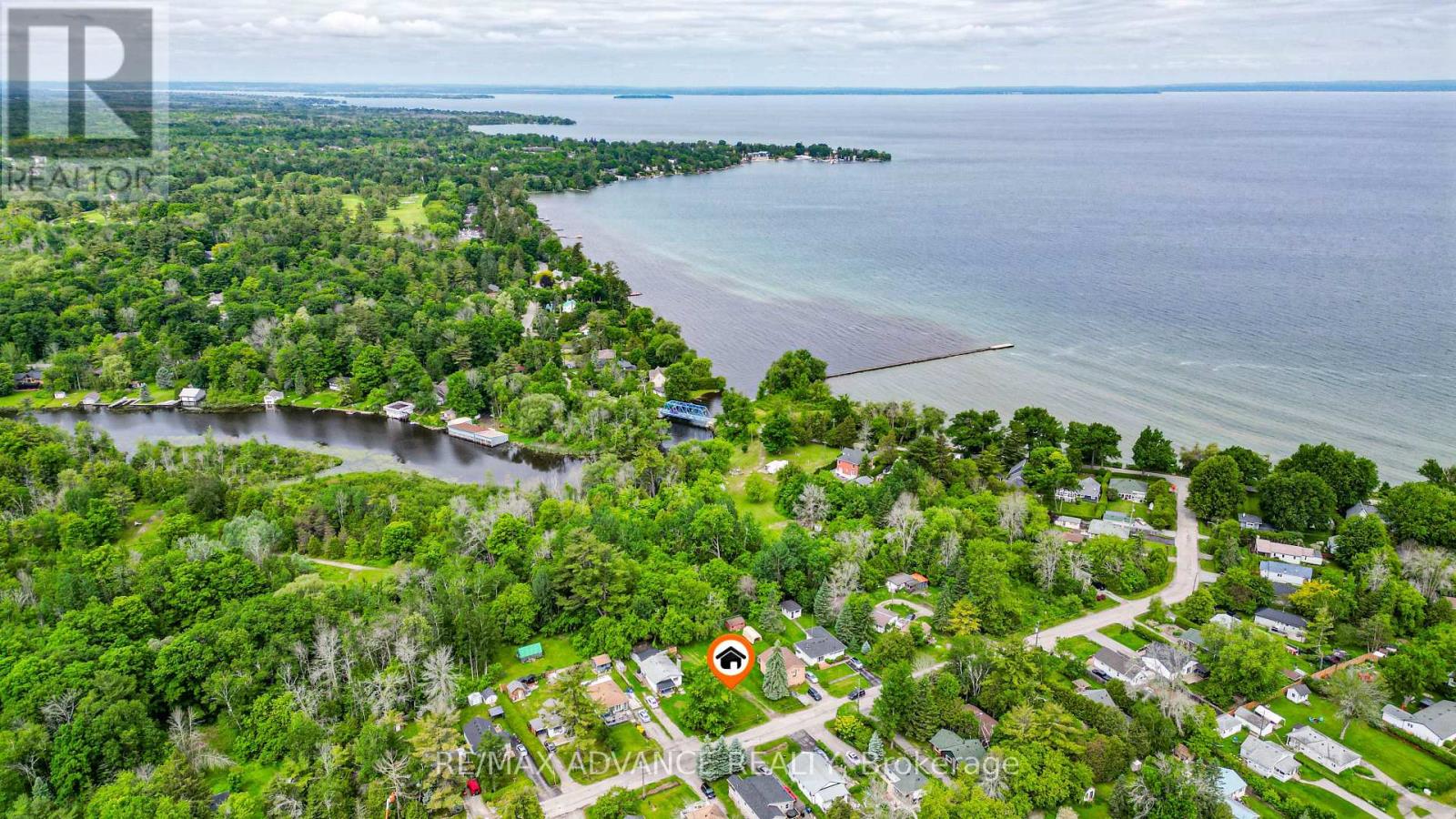 100 Dunkirk Avenue, Georgina, Ontario  L0E 1R0 - Photo 13 - N13089278