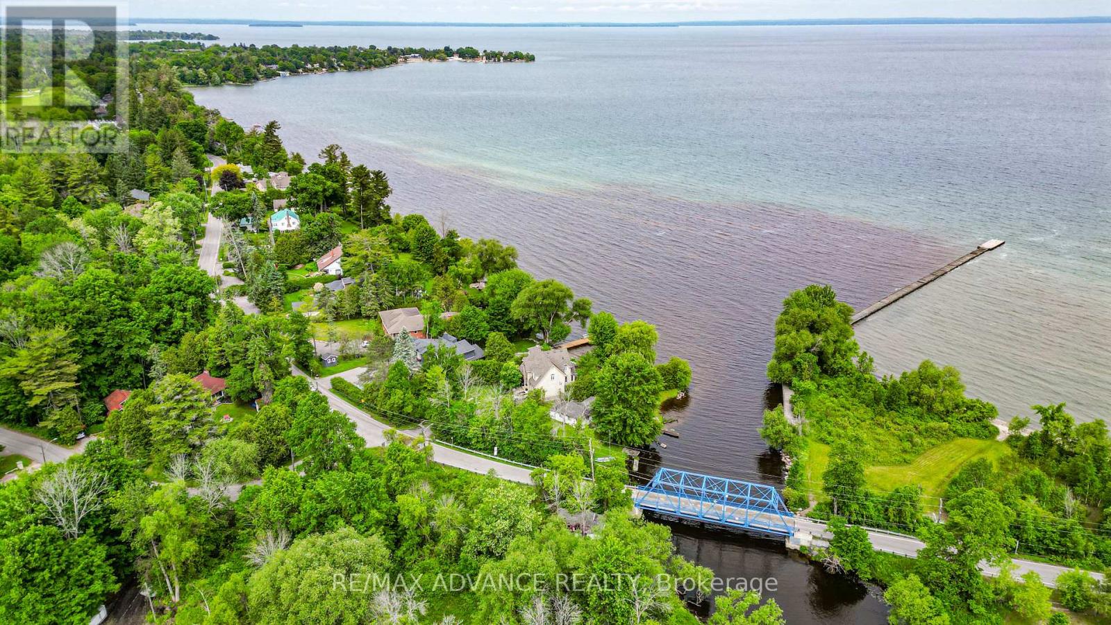 100 Dunkirk Avenue, Georgina, Ontario  L0E 1R0 - Photo 18 - N13089278