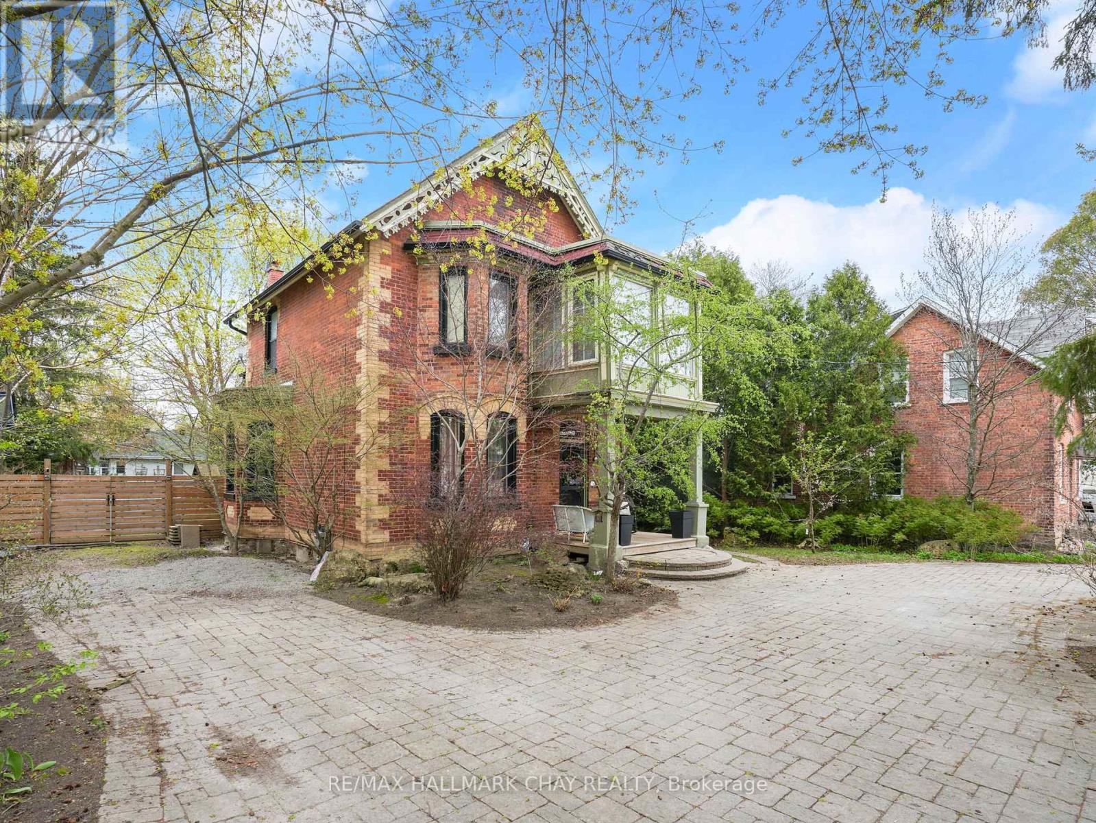 134 VICTORIA STREET E, New Tecumseth, Ontario