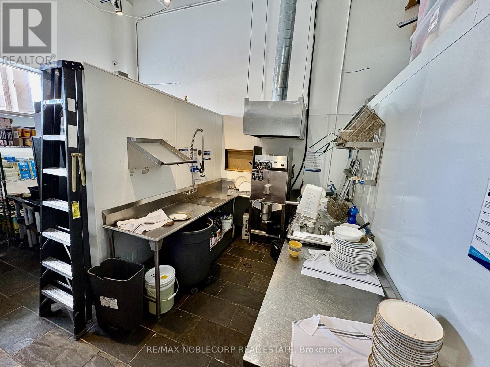 444 Holland Street W, Bradford West Gwillimbury (Bradford), Ontario  L3Z 0G1 - Photo 26 - N13089390