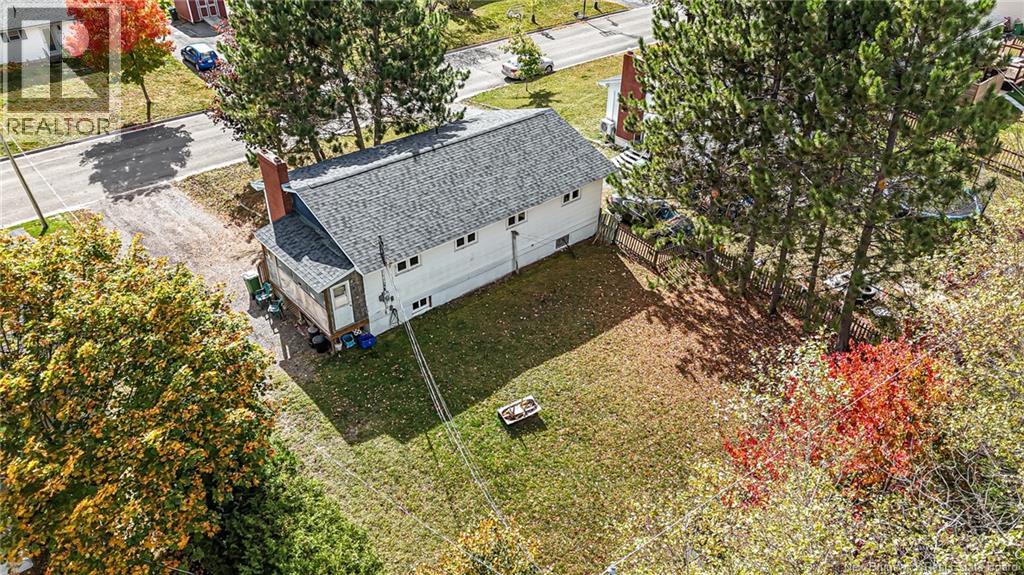 278 Barton Crescent, Fredericton, New Brunswick  E3A 5A6 - Photo 4 - NB138432