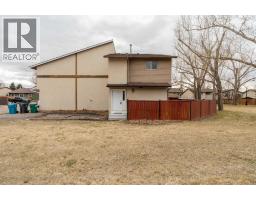 19 Columbia Place W, Lethbridge, Alberta