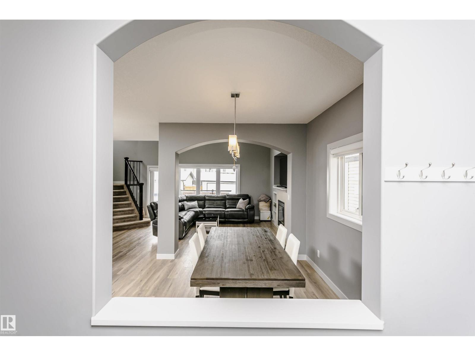 21807 97 Av Nw, Edmonton, Alberta  T5T 4H6 - Photo 4 - E4483048