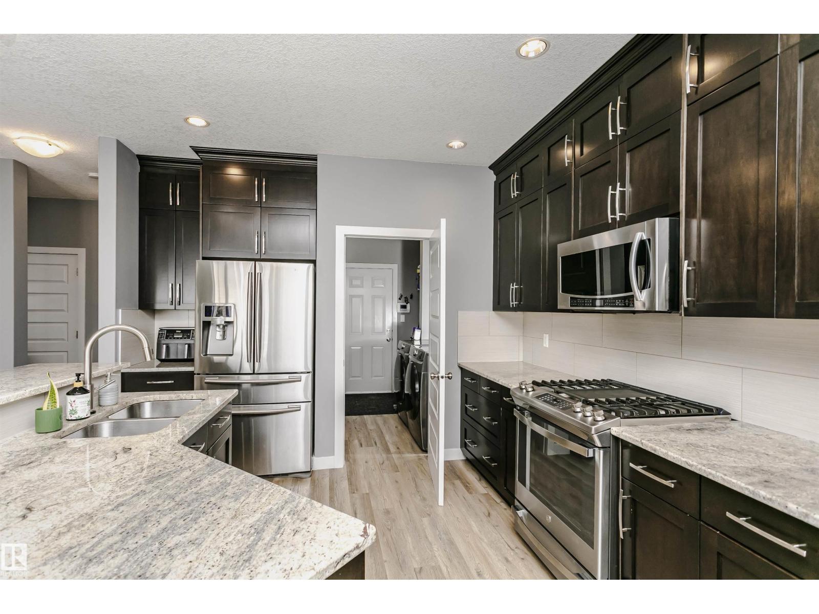 21807 97 Av Nw, Edmonton, Alberta  T5T 4H6 - Photo 19 - E4483048
