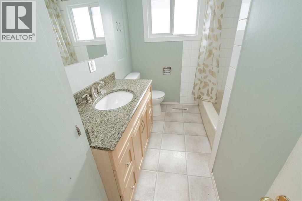 9919 88 Avenue, Grande Prairie, Alberta  T8V 0C3 - Photo 9 - A2307857
