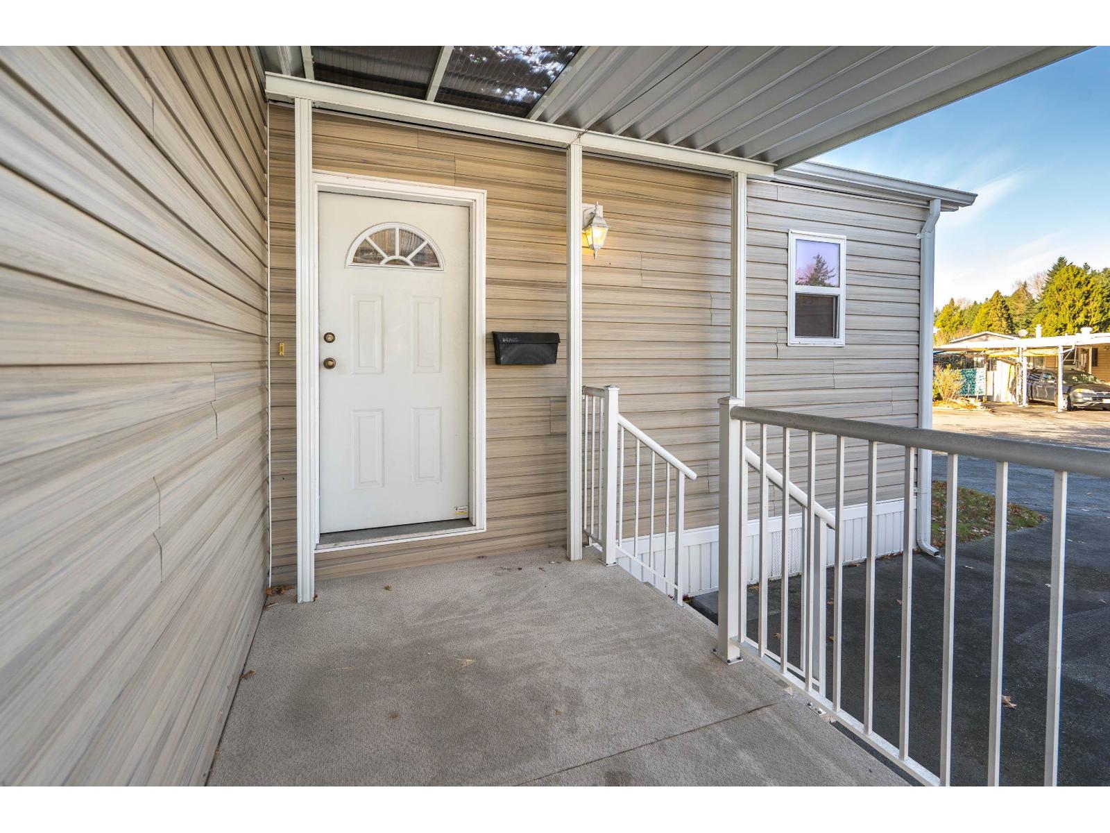 173 1840 160 Street, Surrey, British Columbia  V4A 4X4 - Photo 3 - R3070198