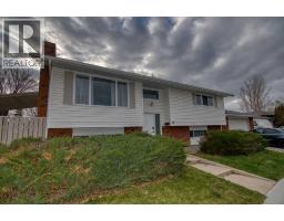 197 Oxford Road W, Lethbridge, Alberta