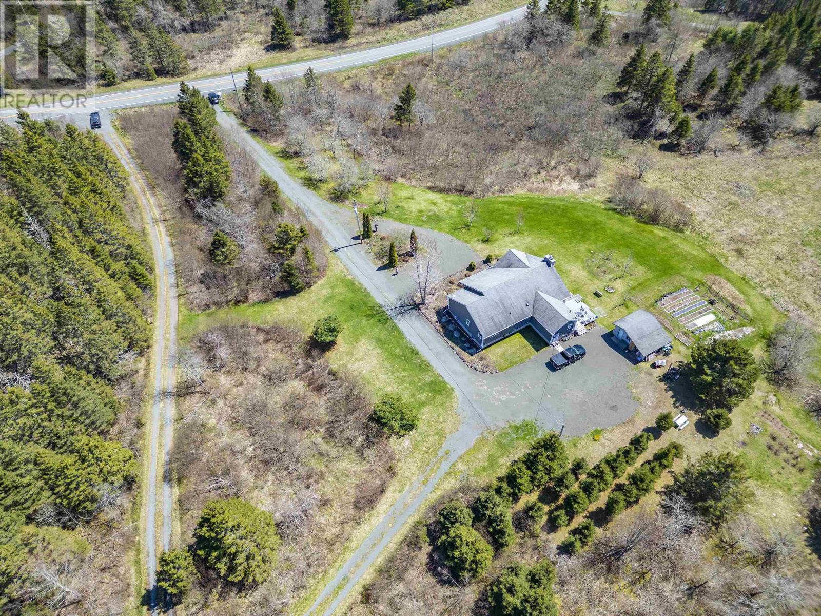 2897 Highway#7, Ashdale, Nova Scotia  B2G 2L3 - Photo 8 - 202608945
