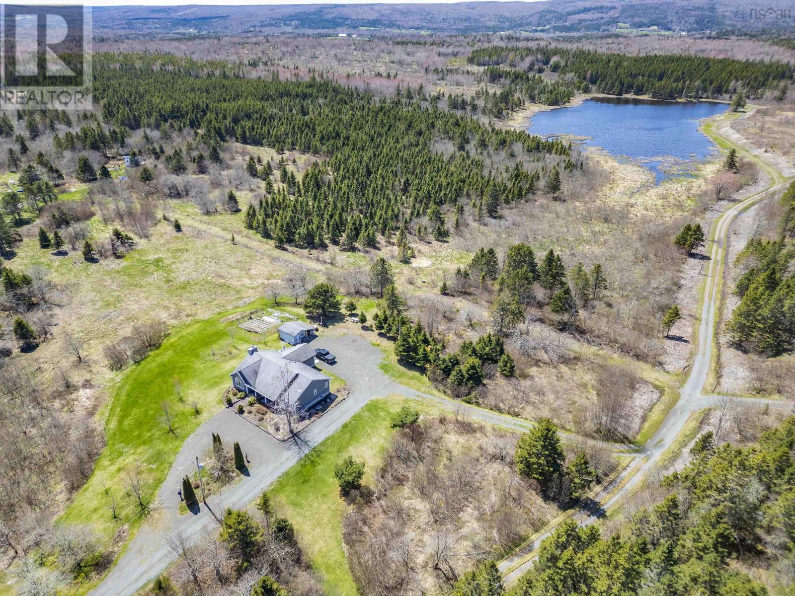 2897 Highway#7, Ashdale, Nova Scotia  B2G 2L3 - Photo 7 - 202608945