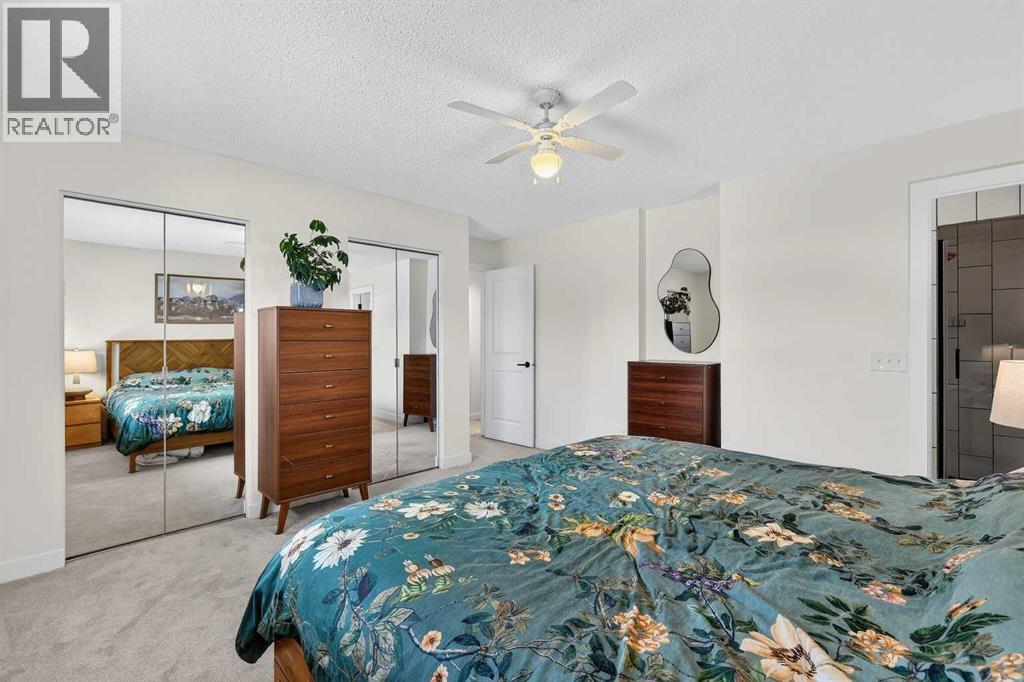 584 Woodhill Place SW, Calgary, Alberta  T2W 3L5 - Photo 20 - A2298867