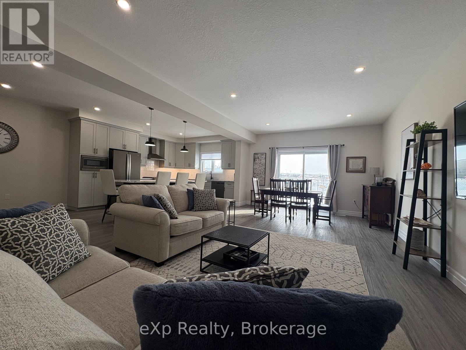654 Wray Avenue S, North Perth, Ontario  N4W 3K9 - Photo 15 - X12820018