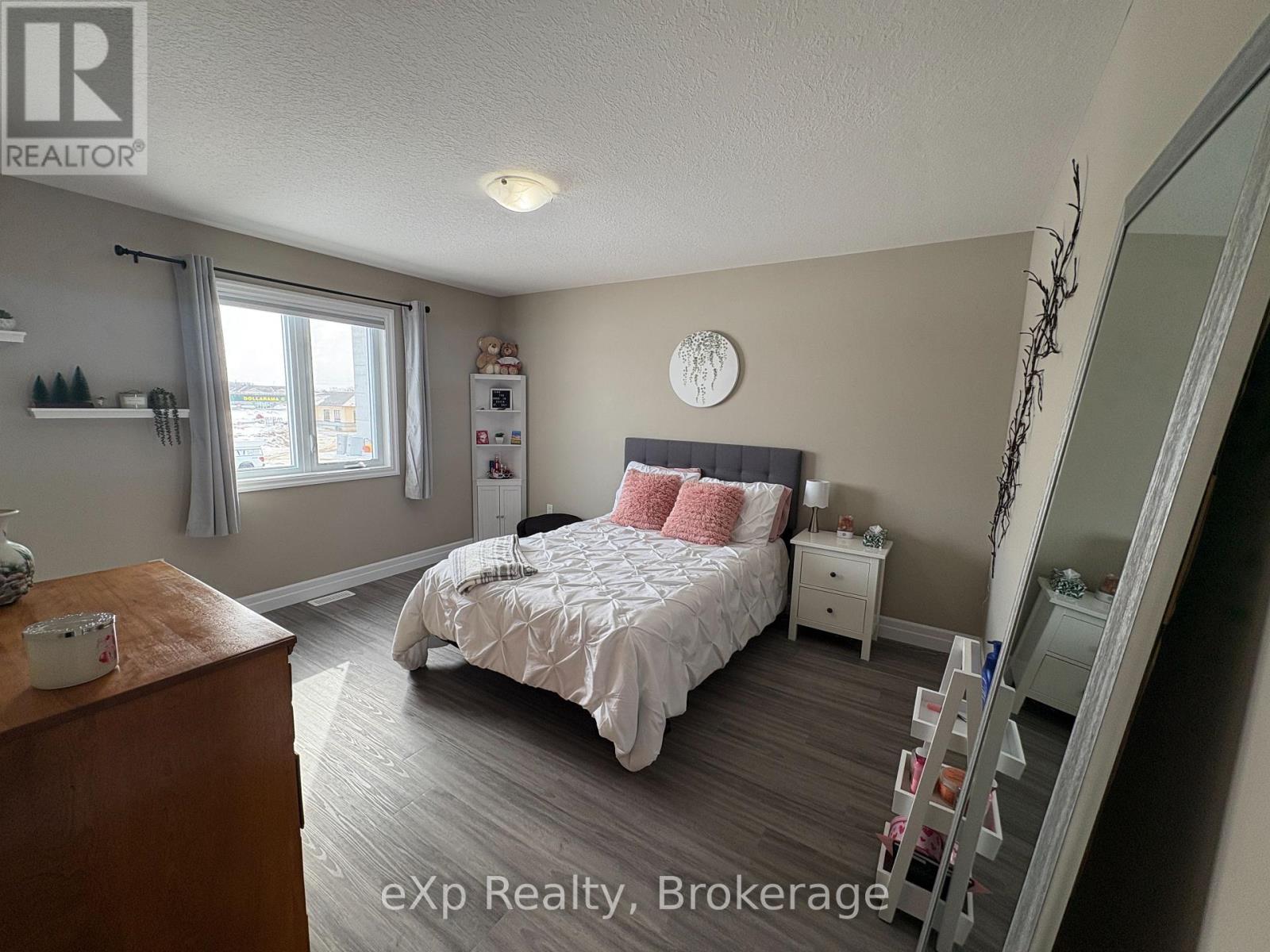 654 Wray Avenue S, North Perth, Ontario  N4W 3K9 - Photo 26 - X12820018