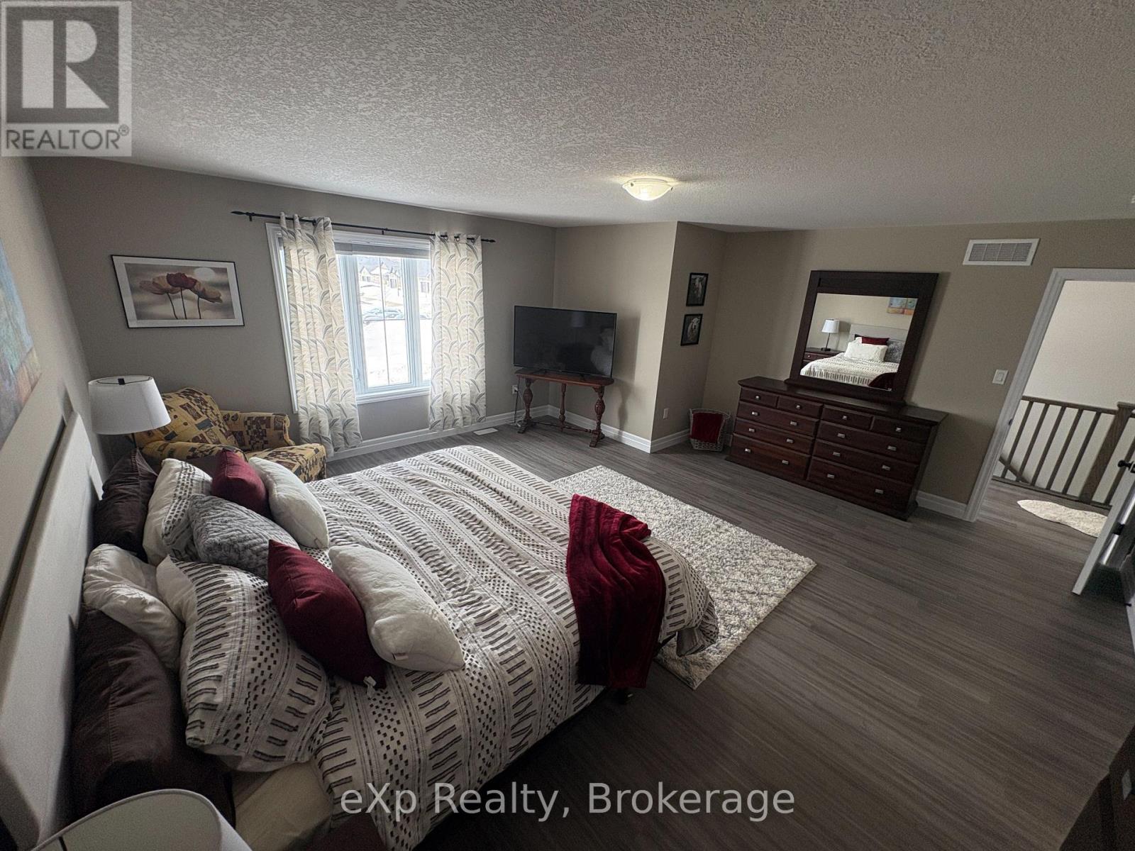 654 Wray Avenue S, North Perth, Ontario  N4W 3K9 - Photo 20 - X12820018