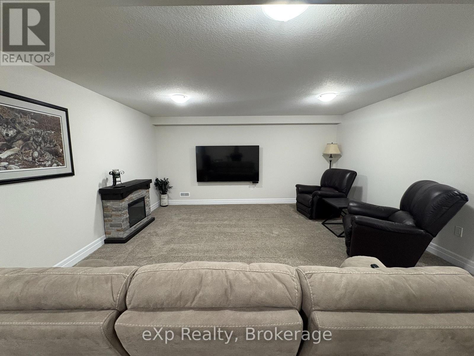 654 Wray Avenue S, North Perth, Ontario  N4W 3K9 - Photo 31 - X12820018