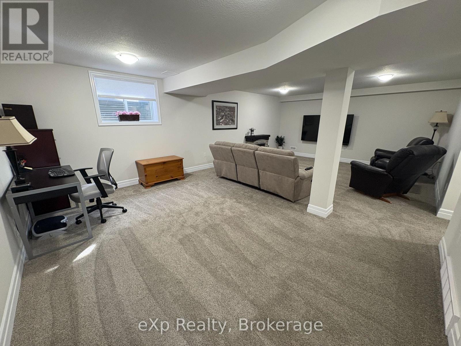 654 Wray Avenue S, North Perth, Ontario  N4W 3K9 - Photo 30 - X12820018