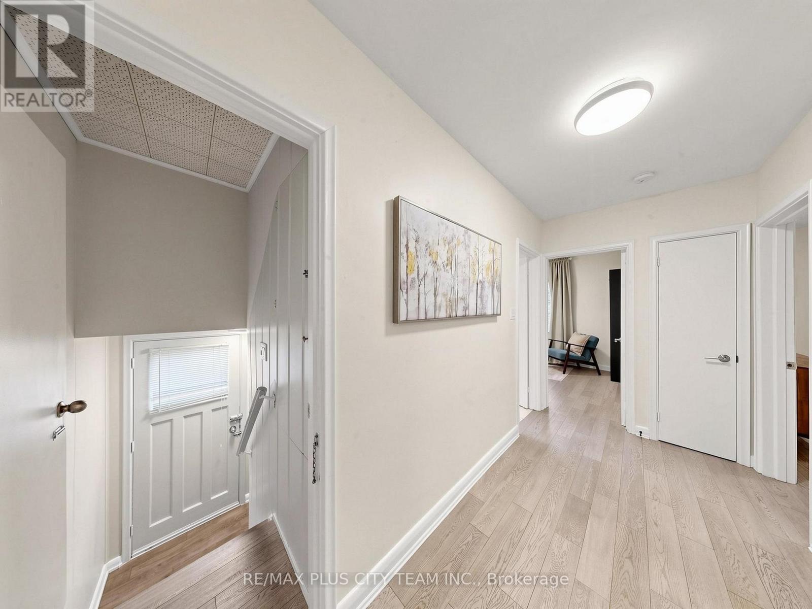 260 Renforth Drive, Toronto, Ontario  M9C 2K9 - Photo 23 - W13089306