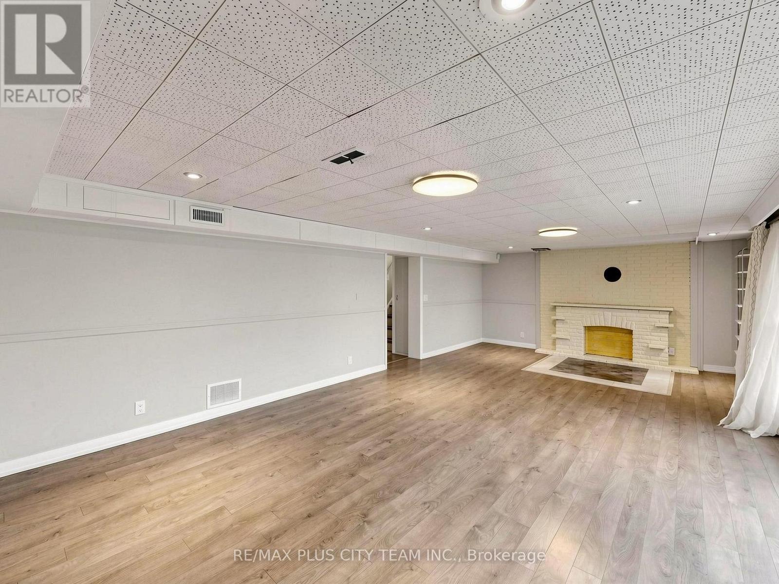 260 Renforth Drive, Toronto, Ontario  M9C 2K9 - Photo 26 - W13089306