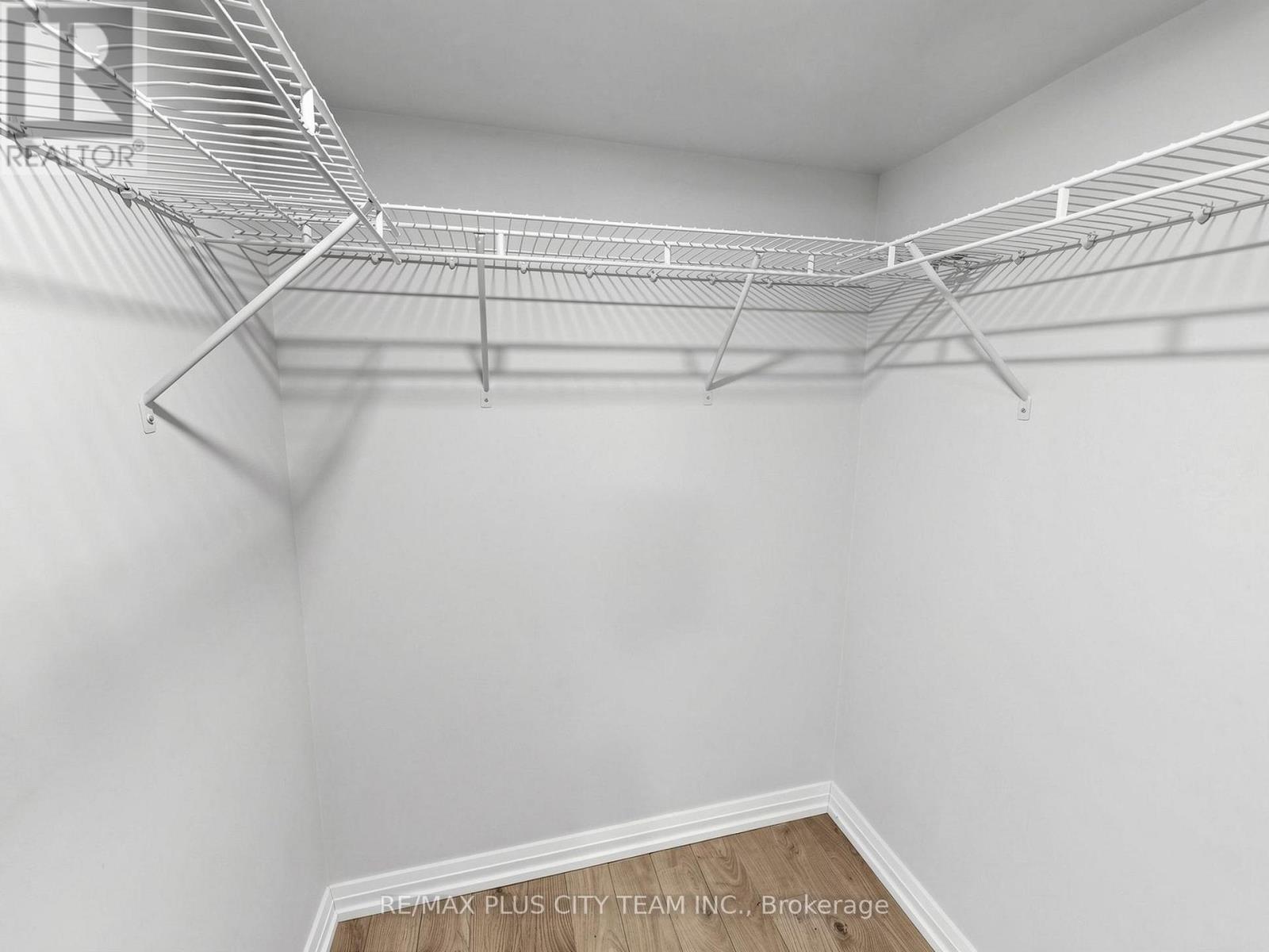 260 Renforth Drive, Toronto, Ontario  M9C 2K9 - Photo 30 - W13089306