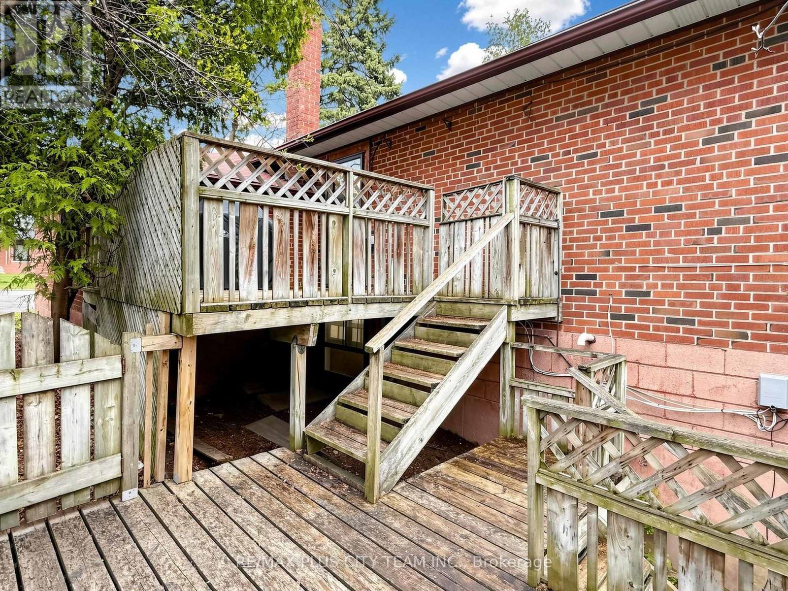 260 Renforth Drive, Toronto, Ontario  M9C 2K9 - Photo 40 - W13089306