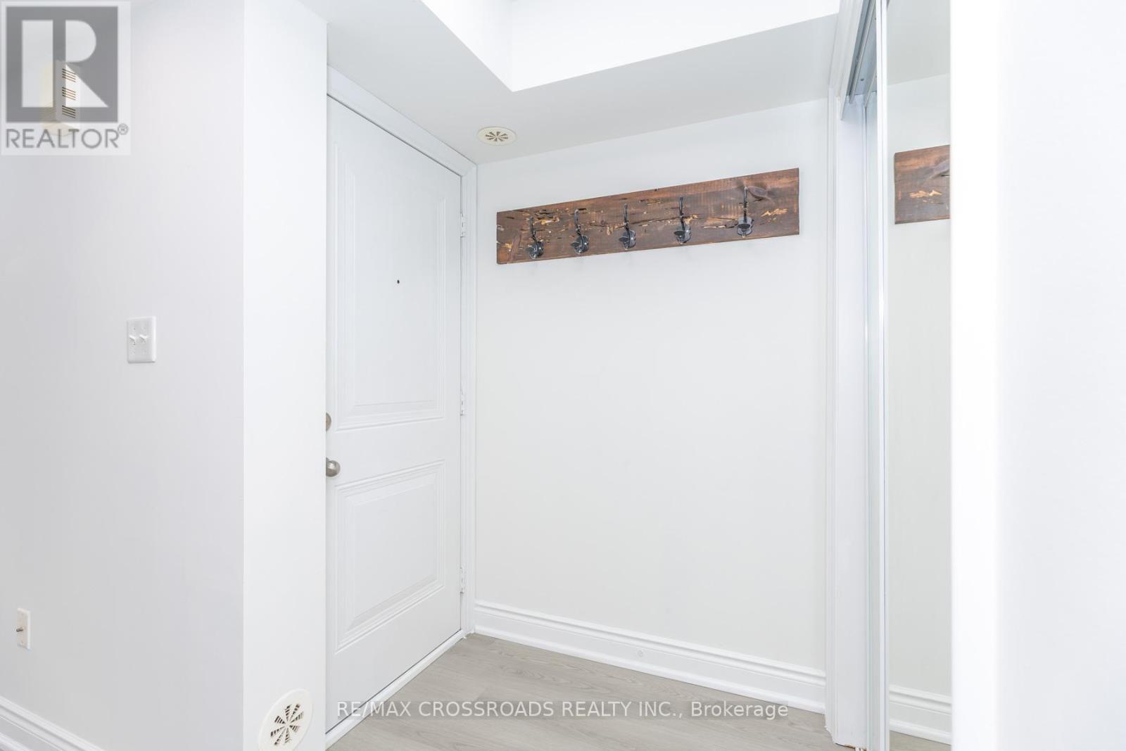 16 - 2460 Post Road, Oakville, Ontario  L6H 0J2 - Photo 8 - W13089332