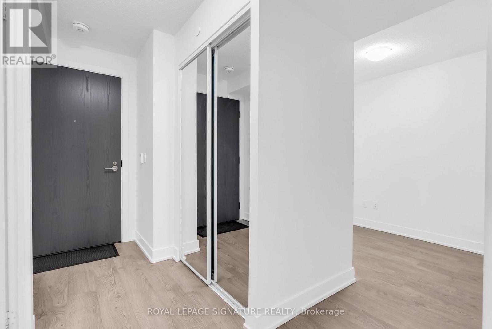 708 - 7 Mabelle Avenue, Toronto, Ontario  M9A 4X7 - Photo 6 - W13089354