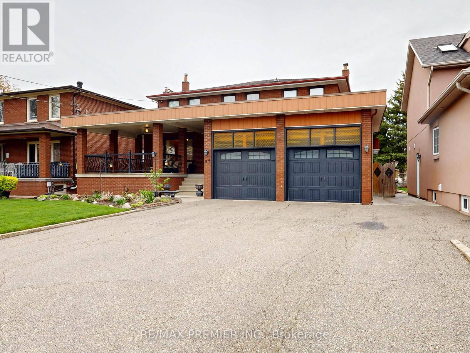 55 Chiswick Avenue, Toronto, Ontario  M6E 1A1 - Photo 2 - W13089378