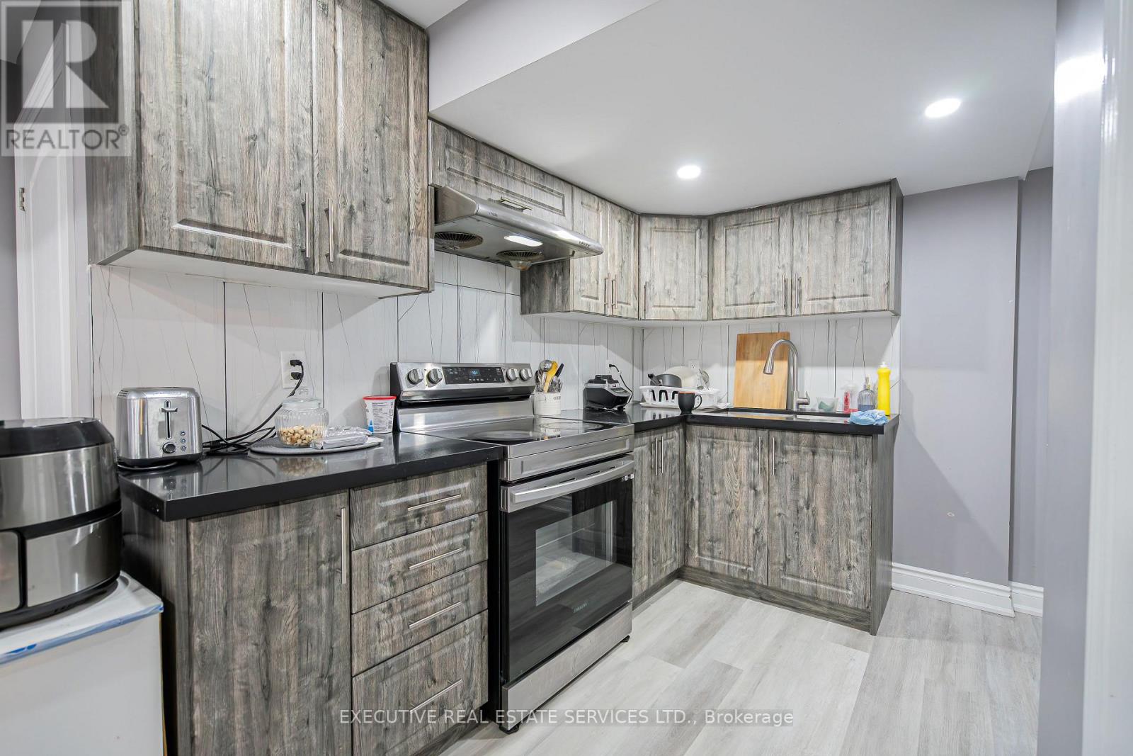 4 Brenscombe Road, Brampton, Ontario  L7A 5E8 - Photo 39 - W13089440