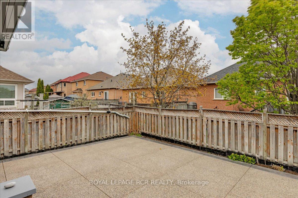 293 Van Kirk Drive, Brampton, Ontario  L7A 1M3 - Photo 29 - W13089462