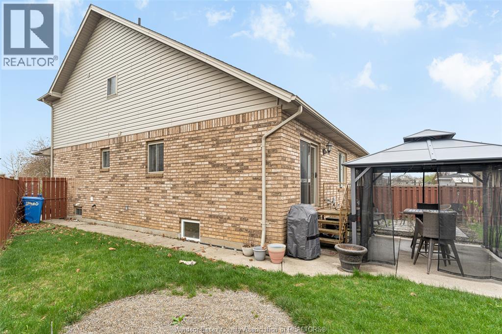 11460 Timber Bay Crescent, Windsor, Ontario  N8R 2K9 - Photo 3 - 26010233