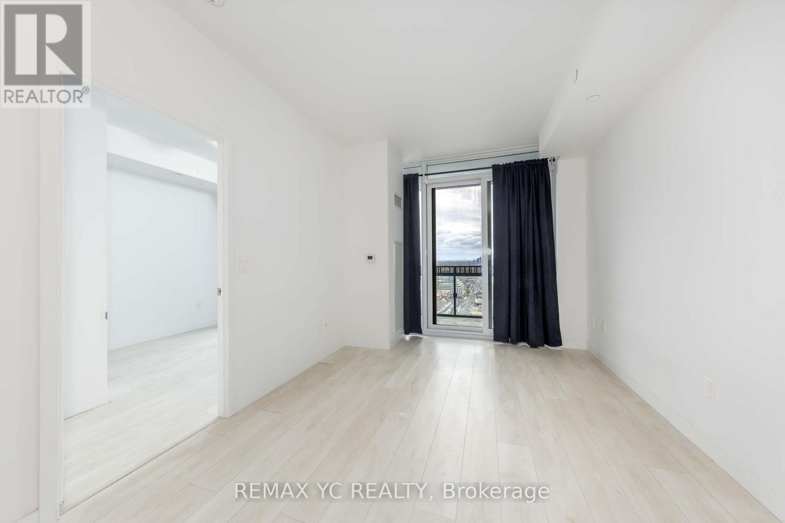 2206 - 8 Eglinton Avenue E, Toronto, Ontario  M4P 0C1 - Photo 7 - C13006684
