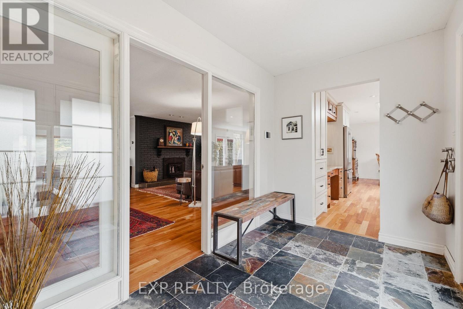 459 Lee Avenue, Waterloo, Ontario  N2K 1Y1 - Photo 4 - X13089458