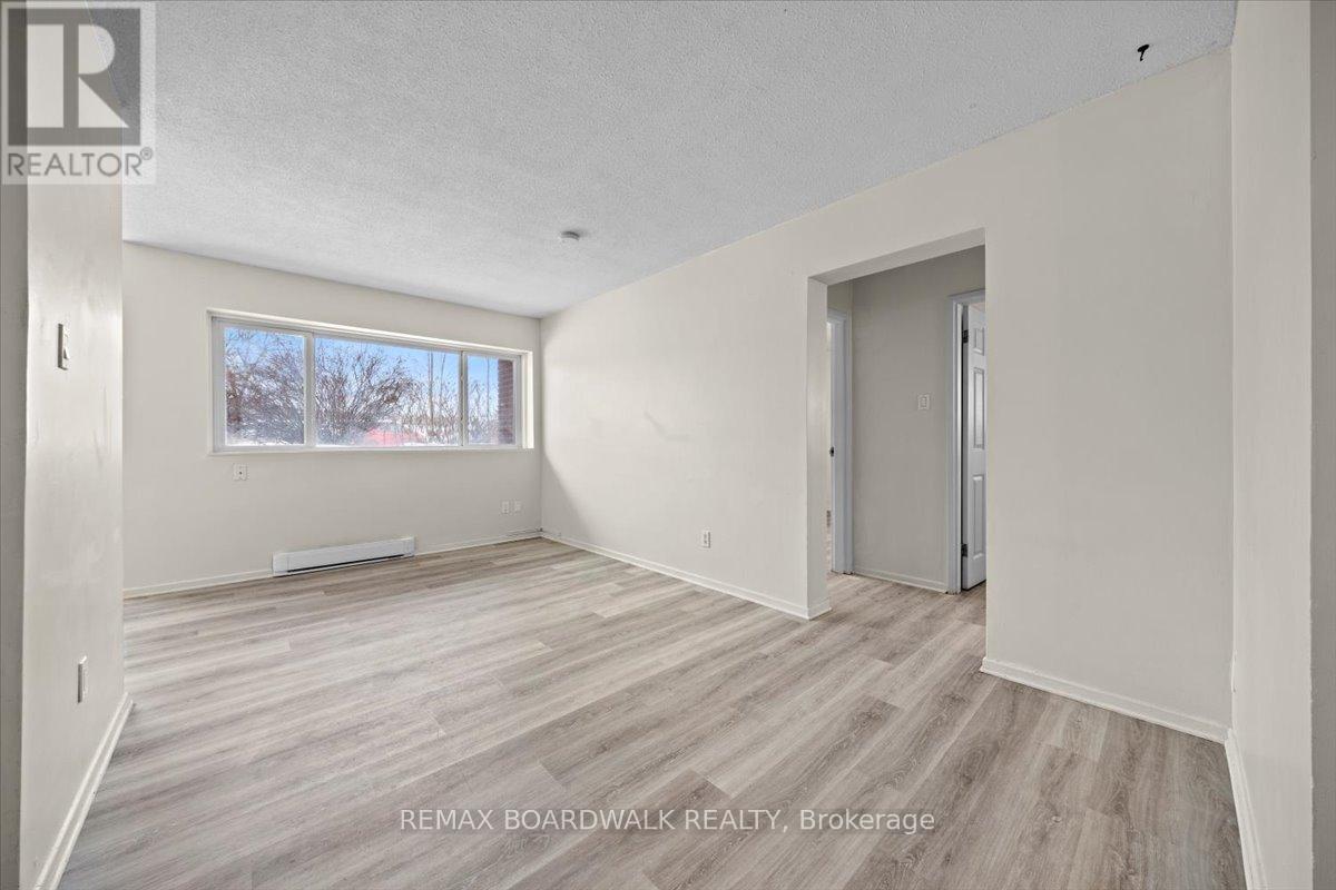 108a - 2044 Arrowsmith Drive, Ottawa, Ontario  K1J 7V8 - Photo 5 - X12963470