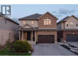 631 WOODLAWN Place, Waterloo, Ontario