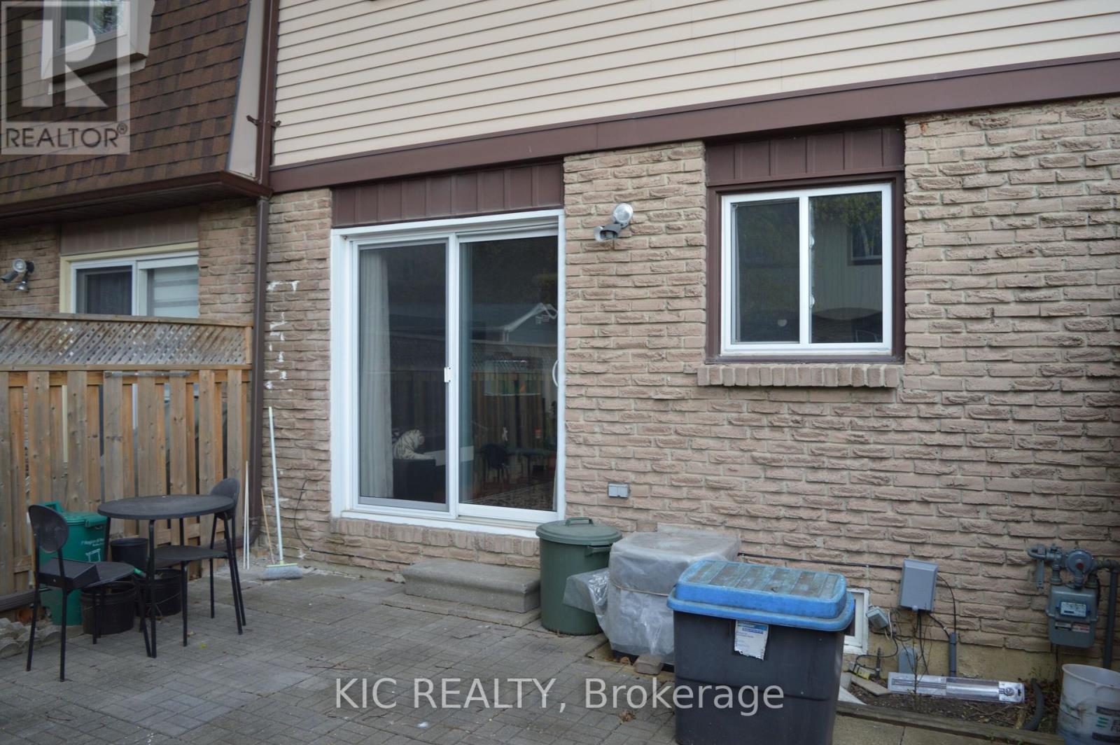6 - 93 Hansen Road N, Brampton, Ontario  L6V 3C8 - Photo 40 - W13089862