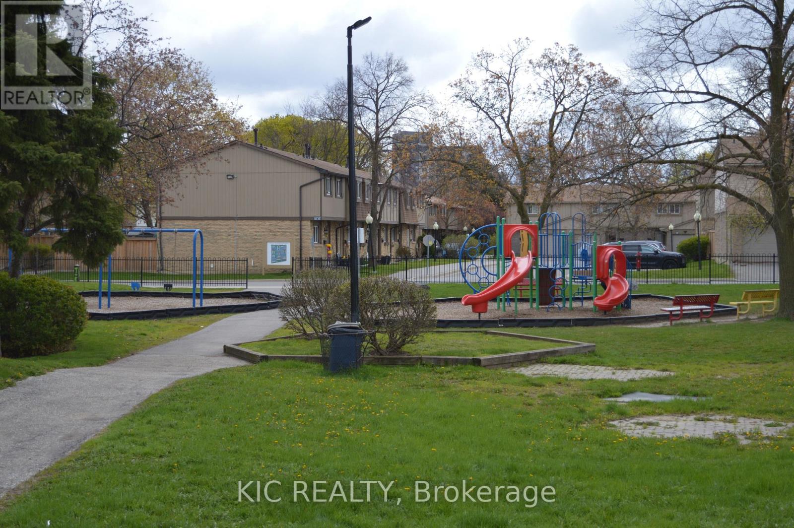 6 - 93 Hansen Road N, Brampton, Ontario  L6V 3C8 - Photo 44 - W13089862