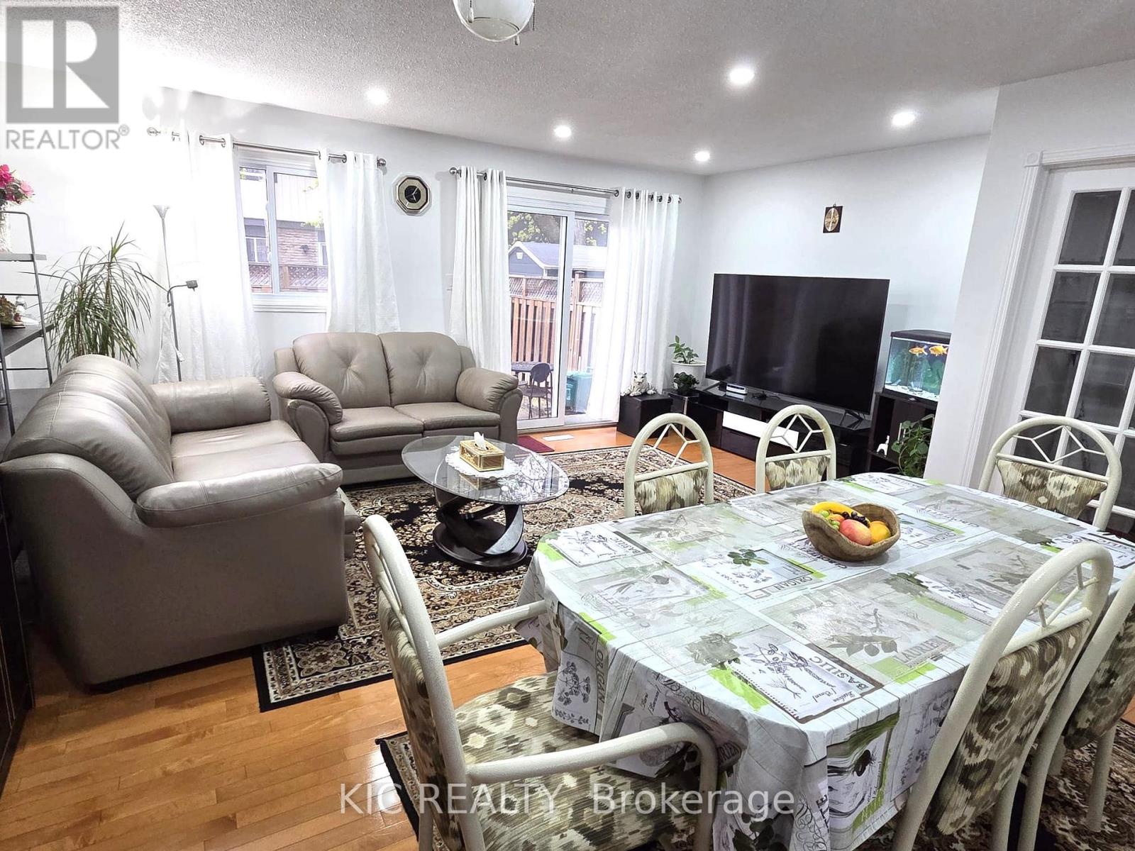 6 - 93 Hansen Road N, Brampton, Ontario  L6V 3C8 - Photo 6 - W13089862